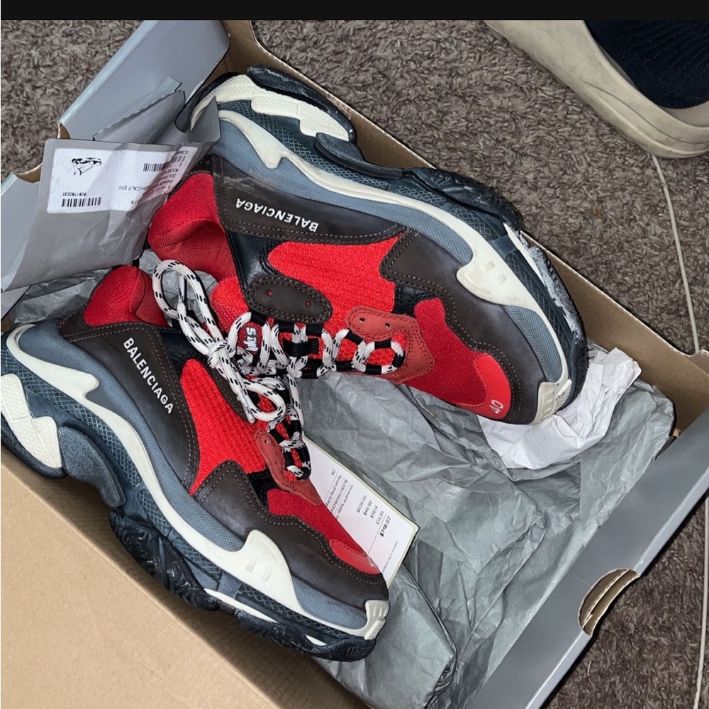 Balenciaga sz 40